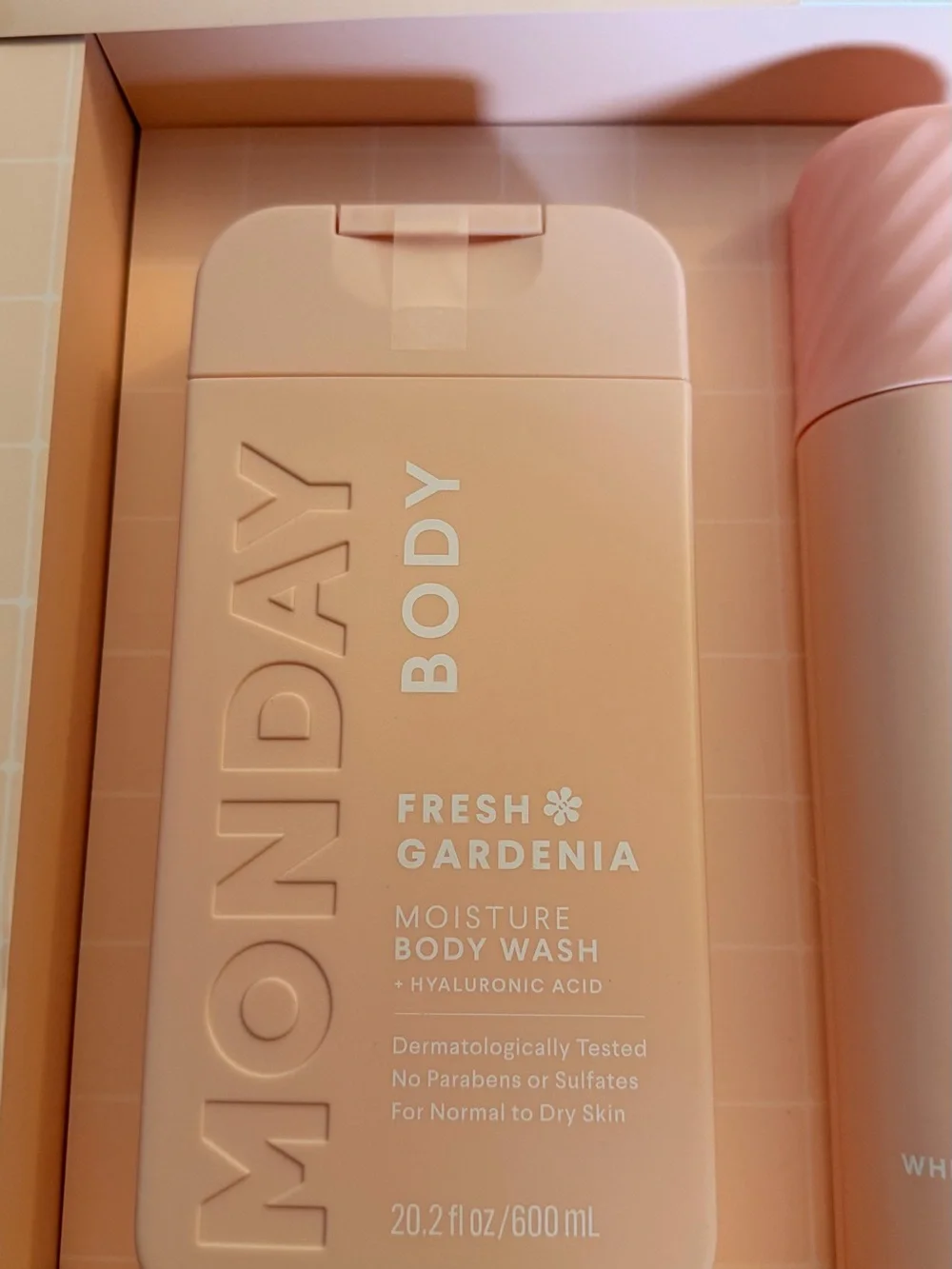 MONDAY Haircare Fresh Gardenia Body Set - Blush Pink